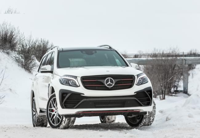 Snow testing the Mercedes GLS 