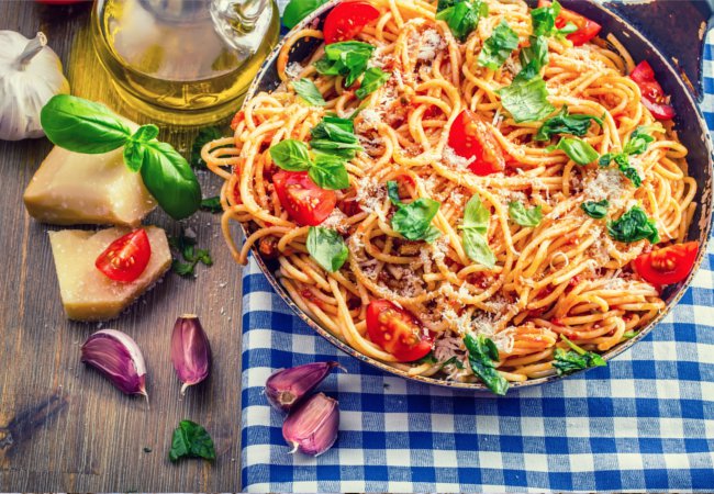 The ever popular Spaghetti alla puttanesca | Marian Weyo/Shutterstock