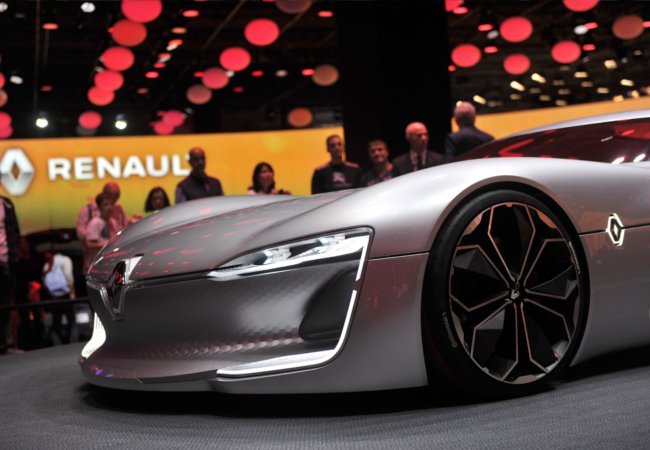 The bedazzling Renault Trezor Concept | www.mondial-automobile.com