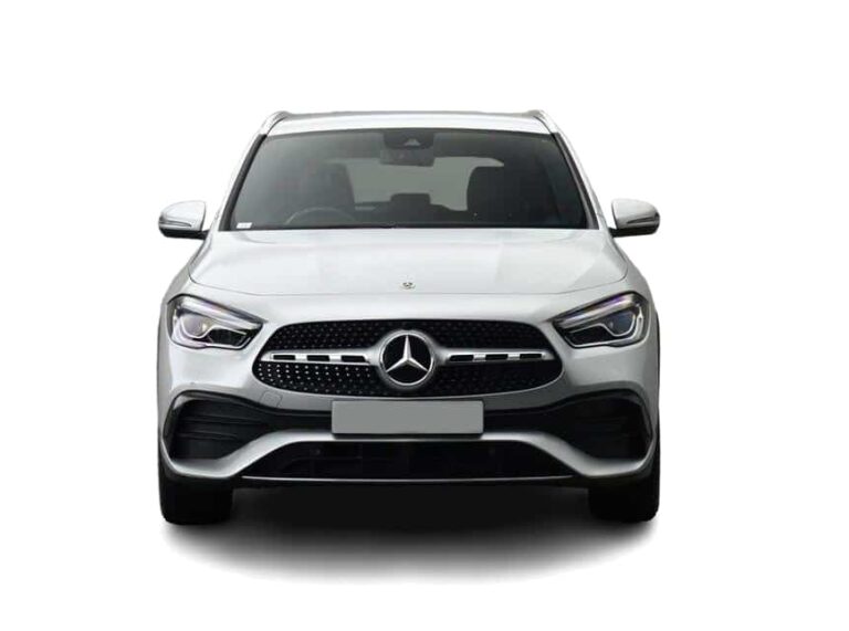 Mercedes GLA Front view